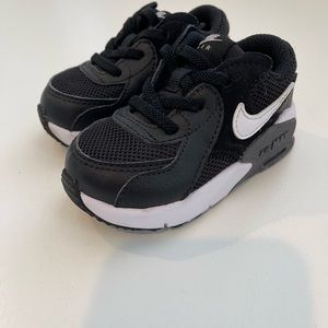Nike Air Max 90
Baby/Toddler Shoes black and white